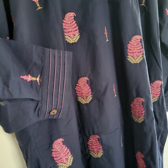 Long shirt - Picture 1 of 3